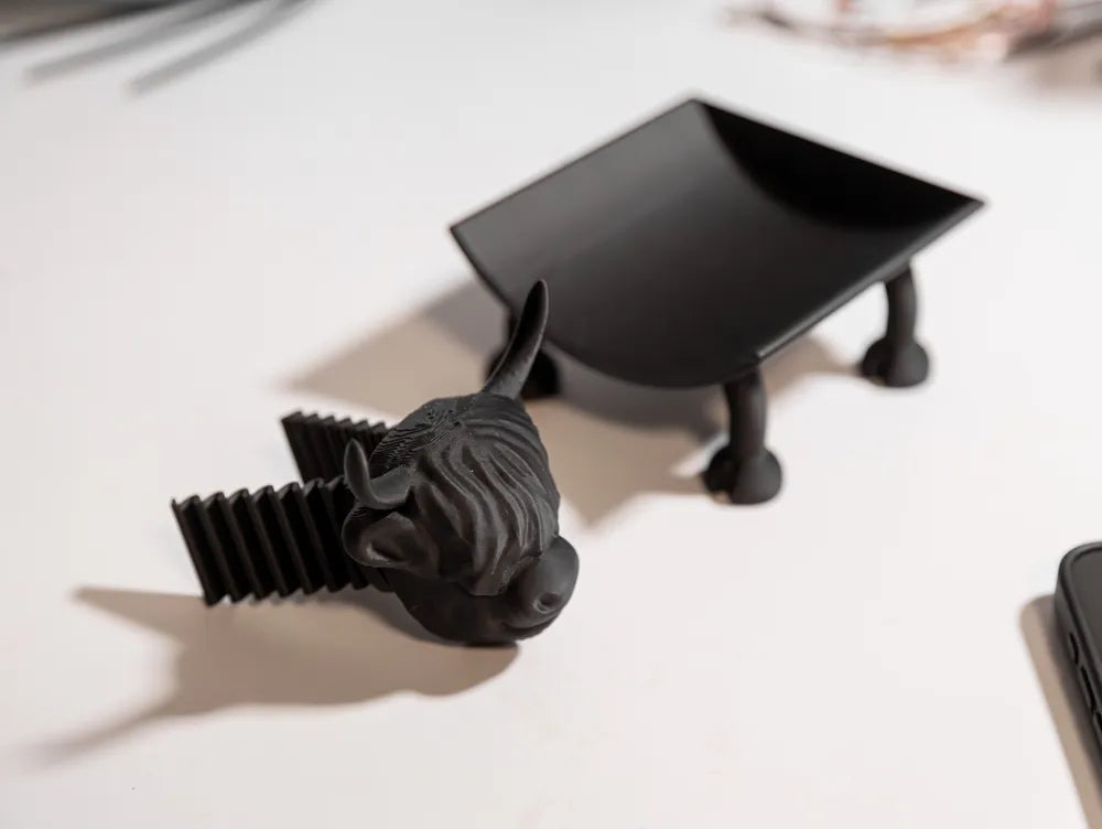 Highland Cow Toilet Paper Roll Holder