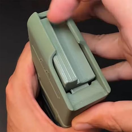 3D-Printed Battery Storage Magazine