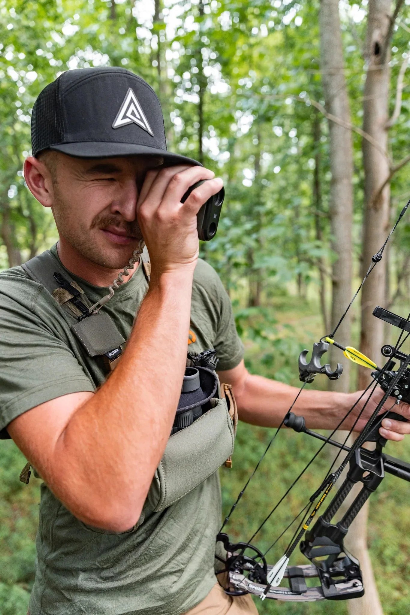 READY-MAG Magnetic Rangefinder Mount